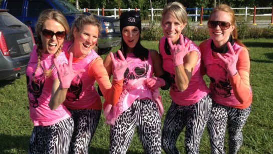 Nikki (left) and her Tough Mudder team. (Photo courtesy: Nikki Bergen)