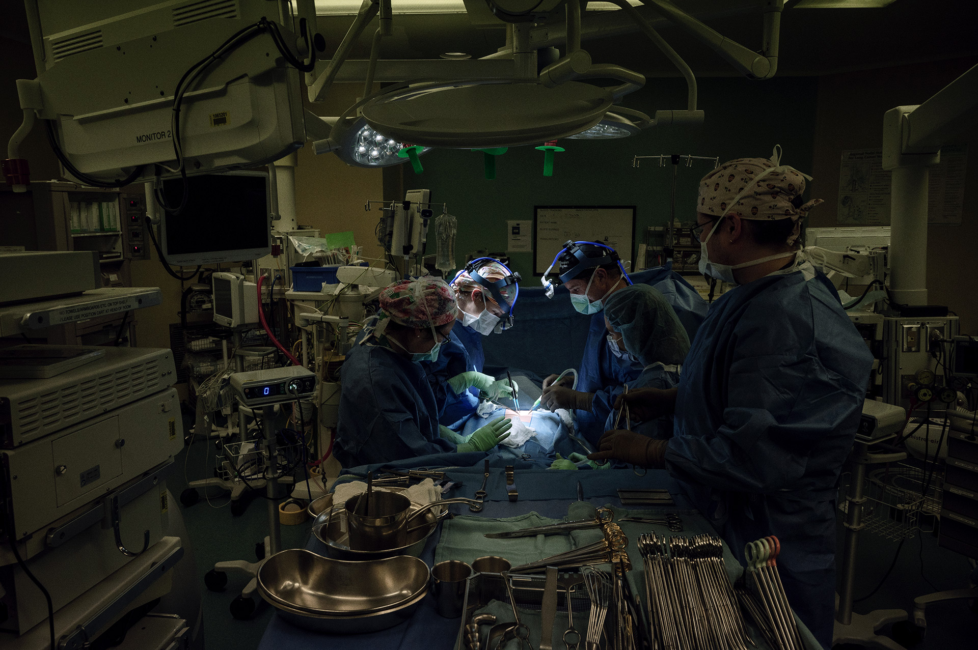 Group of doctors and nurses in operating room at Toronto General Hospital.