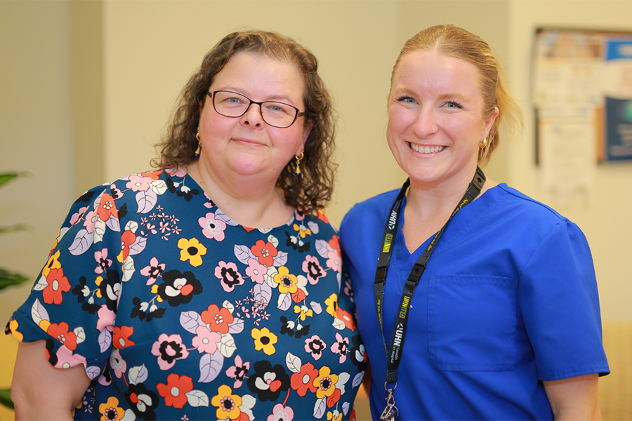 ​Candice G, (L), and Bethany Spiers, a kinesiologist at UHN'​s Schroeder Pain Assessment and Rehabilitation Research Centre