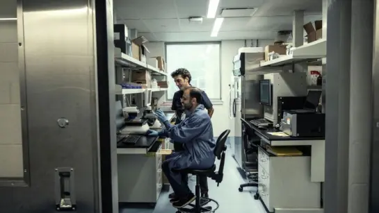 Dr. Jordan Feld in a lab