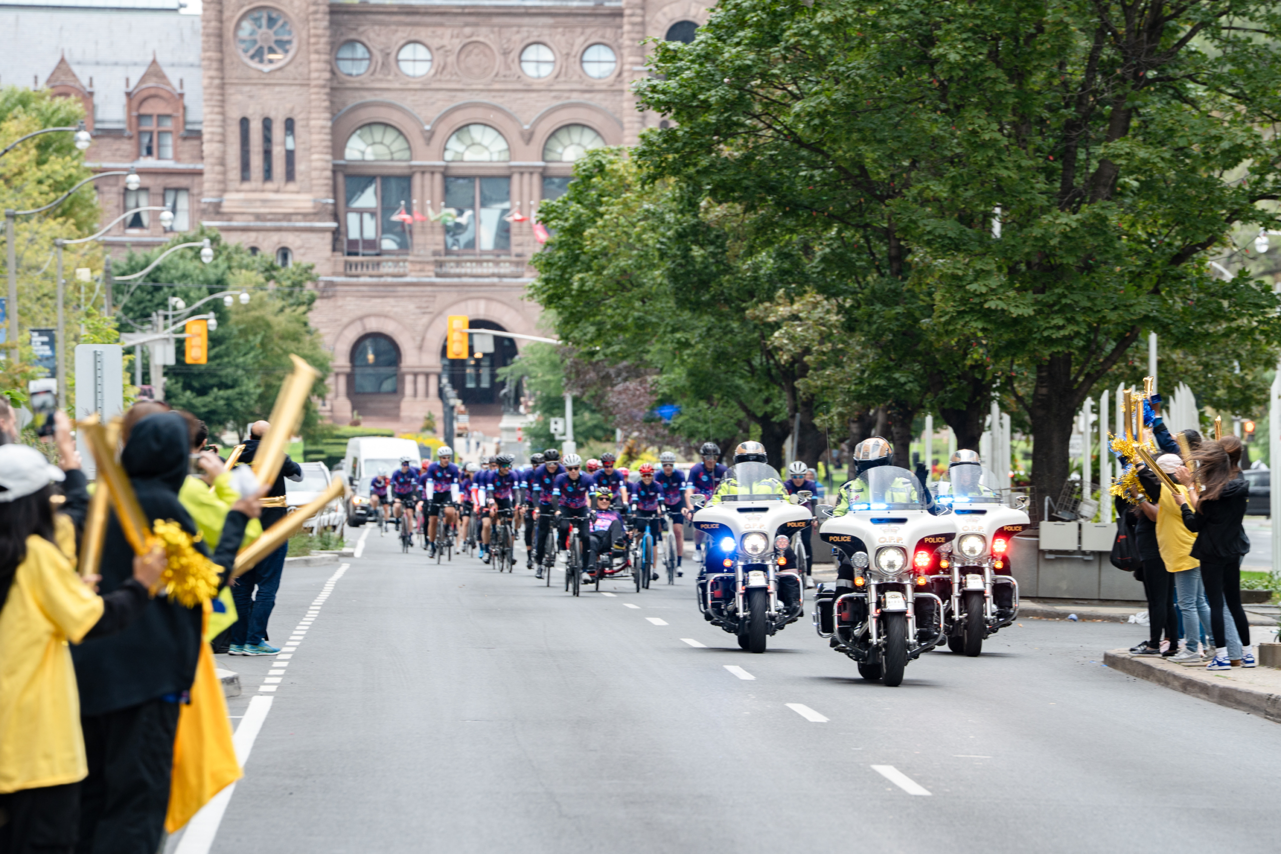 Tour De Bleu riders