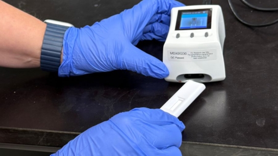 EBUS diagnostic sample and test in a lab