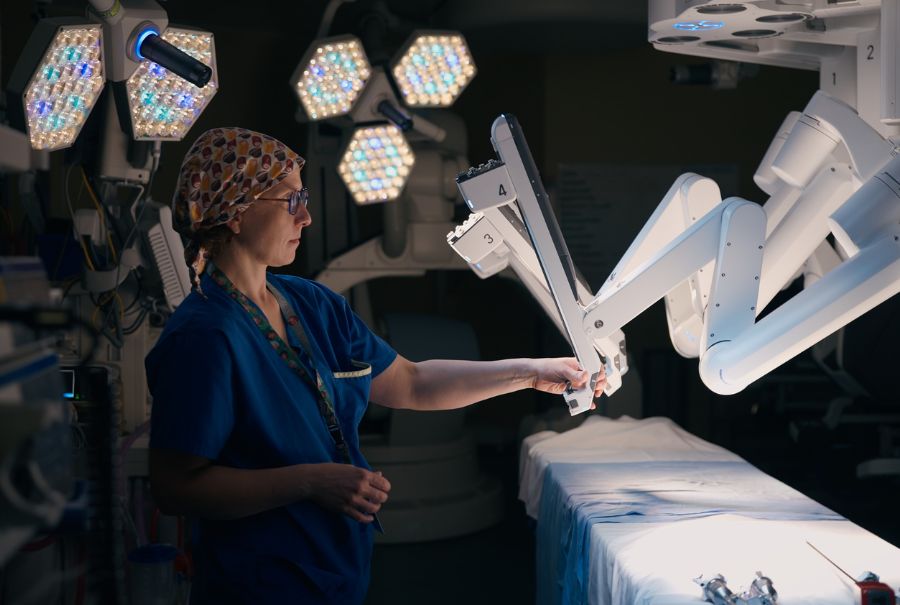 Kate Mlacak, patient care coordinator in the robotic surgery program at UHN.